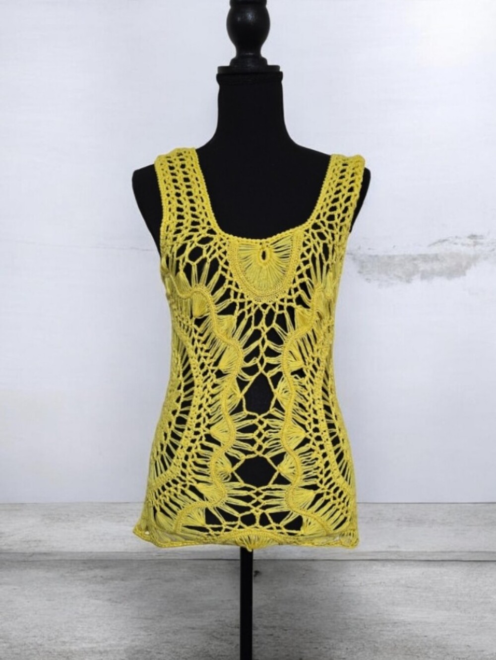 #T005 Miss Kelly 1999 Vintage Yellow Crochet Knit Tank Top
